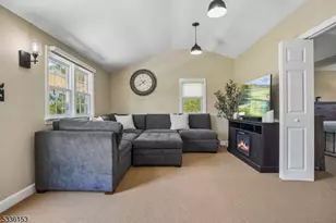 70 Pleasant Run Rd, Readington, NJ 08822 - Photo 37