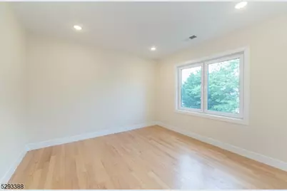 33 Van Dyke St, Wallington, NJ 07057 - Photo 11