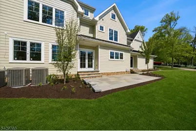 330 Wyoming Ave, Millburn, NJ 07041 - Photo 5