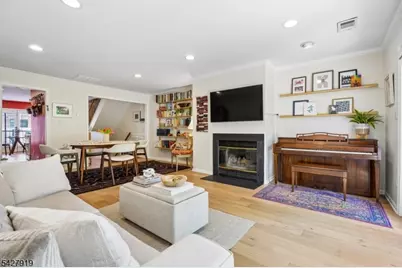 68 Mews Ln, South Orange, NJ 07079 - Photo 9