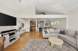 27 S Bertrand Rd, Mount Arlington, NJ 07856 - Photo 5