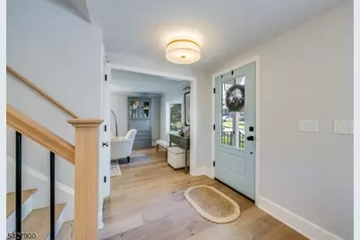 7 Meadow Rd, Chatham, NJ 07928 - Photo 5