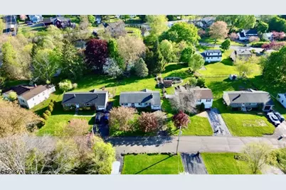 5 Gwyneth Rd, West Milford, NJ 07480 - Photo 13