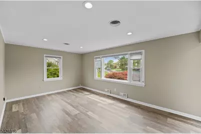 49 Louis Ave, Middlesex, NJ 08846 - Photo 3
