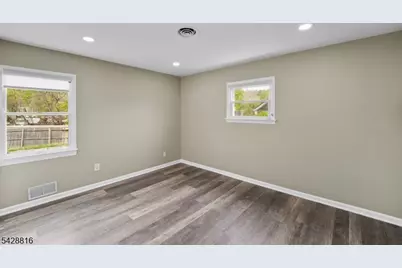 49 Louis Ave, Middlesex, NJ 08846 - Photo 7