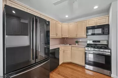 16 Hart Dr, West Orange Township, NJ 07052 - Photo 15