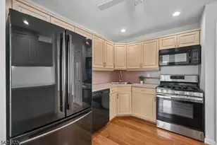 16 Hart Dr, West Orange Township, NJ 07052 - Photo 15