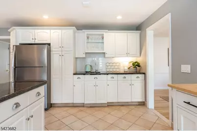 29 Bradford Ave, West Orange Township, NJ 07052 - Photo 19
