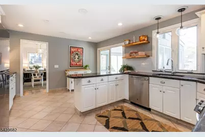 29 Bradford Ave, West Orange Township, NJ 07052 - Photo 15