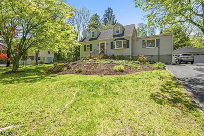 37 Hussa Pl, Denville, NJ 07834 - Photo 3