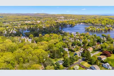 37 Hussa Pl, Denville, NJ 07834 - Photo 35