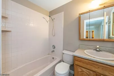 40 Castle Rock Rd, Jefferson Township, NJ 07849 - Photo 15