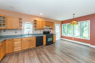 40 Castle Rock Rd, Jefferson Township, NJ 07849 - Photo 5