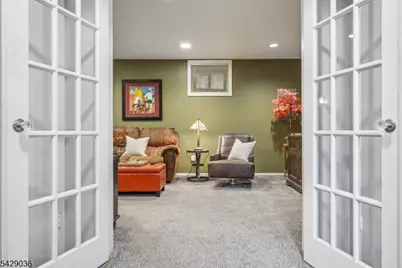 12 Louisburg Sq, Verona, NJ 07044 - Photo 35