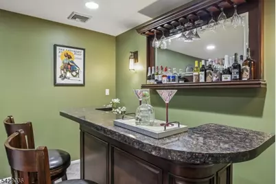 12 Louisburg Sq, Verona, NJ 07044 - Photo 39