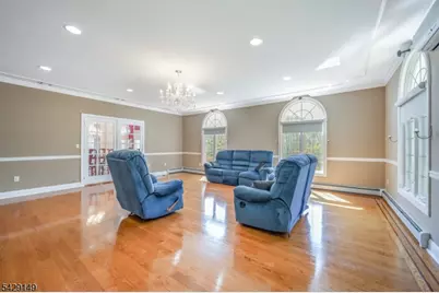 72 Gatheringhill Ct, Parsippany, NJ 07950 - Photo 3