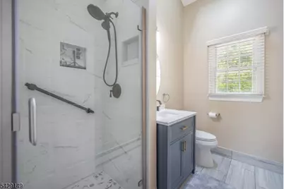 72 Gatheringhill Ct, Parsippany, NJ 07950 - Photo 21