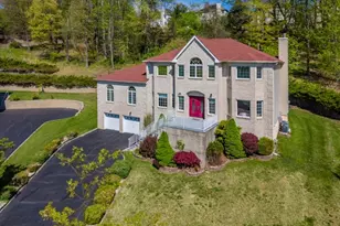 72 Gathering Hill Ct, Parsippany, NJ 07950 - Photo 1