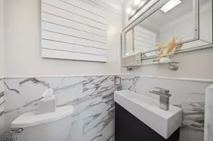11 Homewood Way, Montclair, NJ 07042 - Photo 23