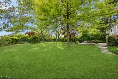 11 Homewood Way, Montclair, NJ 07042 - Photo 45