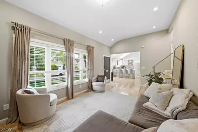 11 Homewood Way, Montclair, NJ 07042 - Photo 5