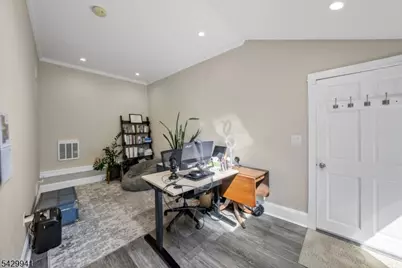 11 Homewood Way, Montclair, NJ 07042 - Photo 21