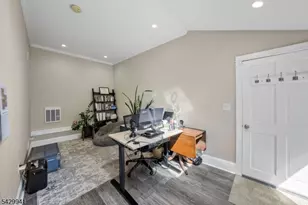 11 Homewood Way, Montclair, NJ 07042 - Photo 21