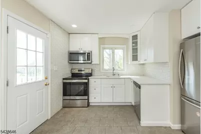 537 Dell Rd, Mount Arlington, NJ 07850 - Photo 7