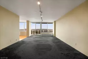 1 Claridge Dr, Verona, NJ 07044 - Photo 3