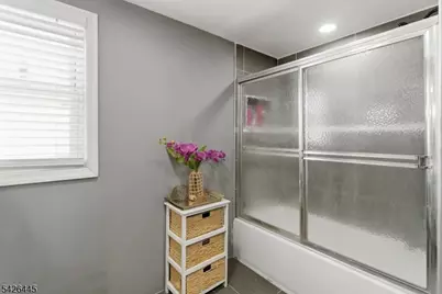 43 Bank St, Elizabeth, NJ 07201 - Photo 11