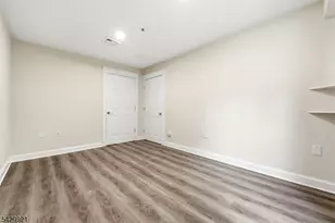 401 Dercole Ct, Norwood Boro, NJ 07648 - Photo 15