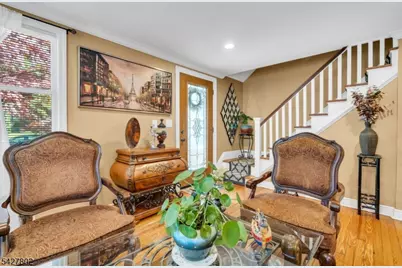 43 Everett Dr, Dover, NJ 07801 - Photo 5