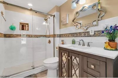 43 Everett Dr, Dover, NJ 07801 - Photo 17