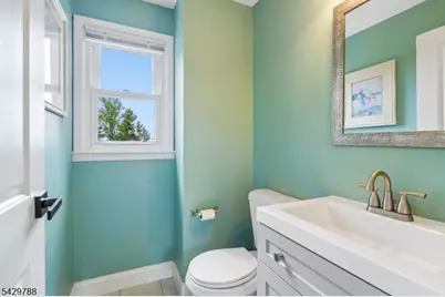 27 Dogwood Rd, Morris Plains, NJ 07950 - Photo 21