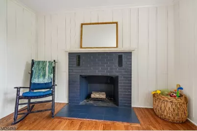 27 Dogwood Rd, Morris Plains, NJ 07950 - Photo 3