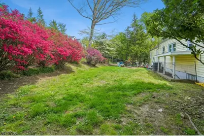27 Dogwood Rd, Morris Plains, NJ 07950 - Photo 25