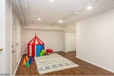 582 Highland Ave, Montclair, NJ 07043 - Photo 31
