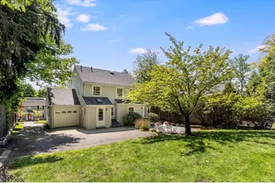 582 Highland Ave, Montclair, NJ 07043 - Photo 33