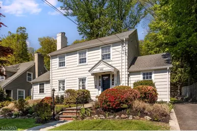 582 Highland Ave, Montclair, NJ 07043 - Photo 3