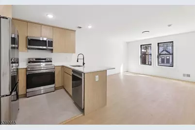 29 Robert St, Paterson, NJ 07503 - Photo 7