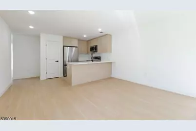 29 Robert St, Paterson, NJ 07503 - Photo 5