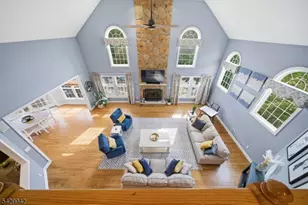 2 Hillas Ln, Chester, NJ 07930 - Photo 5