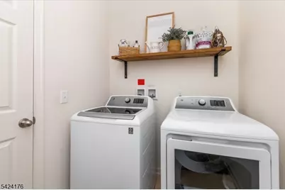 125 Sequoia Dr, Cedar Grove, NJ 07009 - Photo 31