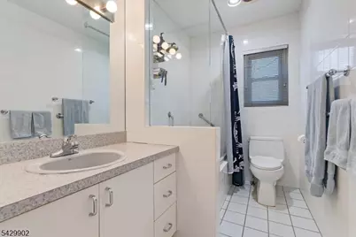 361 Claremont Ave #11, Montclair Twp., NJ 07042 - Photo 13