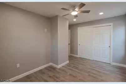 2815 N Wood Ave, Linden, NJ 07036 - Photo 25