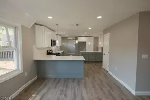 2815 N Wood Ave, Linden, NJ 07036 - Photo 19