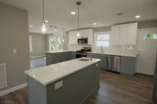 2815 N Wood Ave, Linden, NJ 07036 - Photo 13