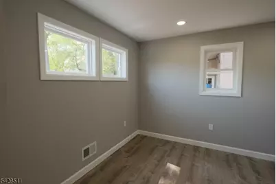 2815 N Wood Ave, Linden, NJ 07036 - Photo 21