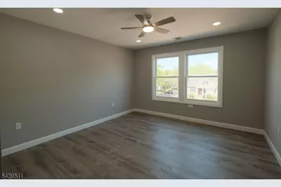 2815 N Wood Ave, Linden, NJ 07036 - Photo 27