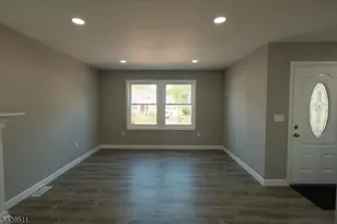 2815 N Wood Ave, Linden, NJ 07036 - Photo 11